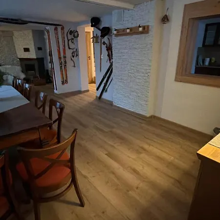 Dom Na Widoku W Gorach שצ'צ'ירק