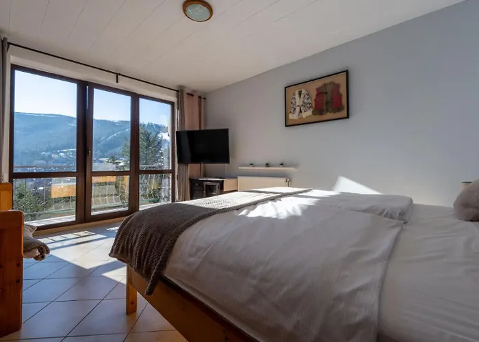 וילה Dom Na Widoku W Gorach שצ'צ'ירק