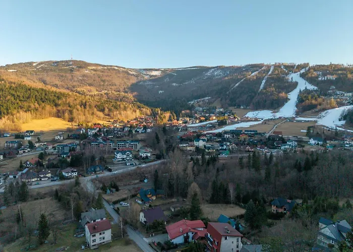 Dom Na Widoku W Gorach * שצ'צ'ירק